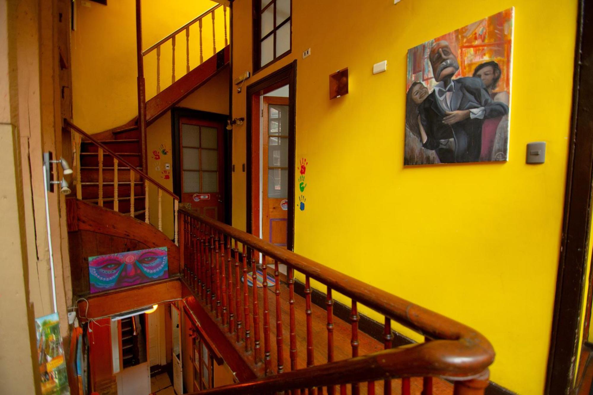 La Casa Del Puerto, Hostal Cultural, Cerro Alegre ヴァルパライソ エクステリア 写真