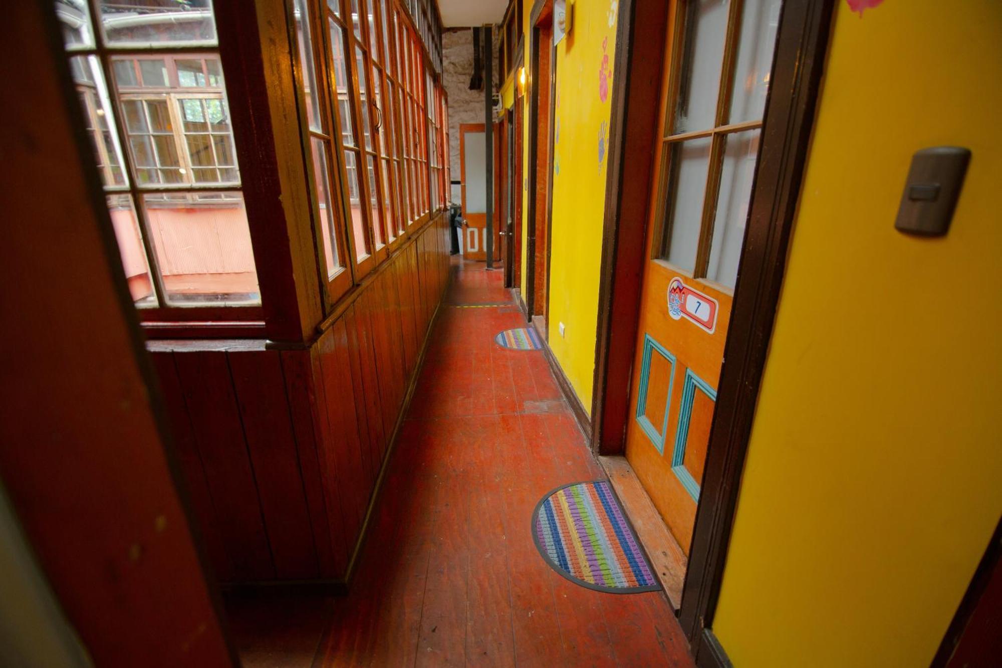 La Casa Del Puerto, Hostal Cultural, Cerro Alegre ヴァルパライソ エクステリア 写真