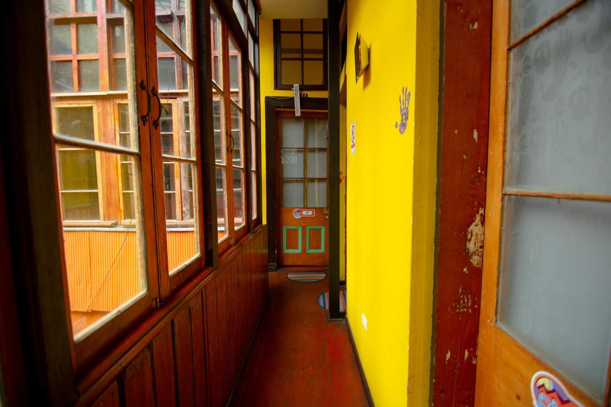 La Casa Del Puerto, Hostal Cultural, Cerro Alegre ヴァルパライソ エクステリア 写真